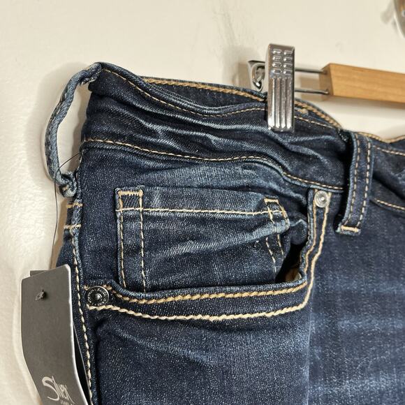 Silver Suki Curvy Fit Mid Rise Straight Leg Jeans Womens Size 24Wx30 Dark Wash - Picture 3 of 9